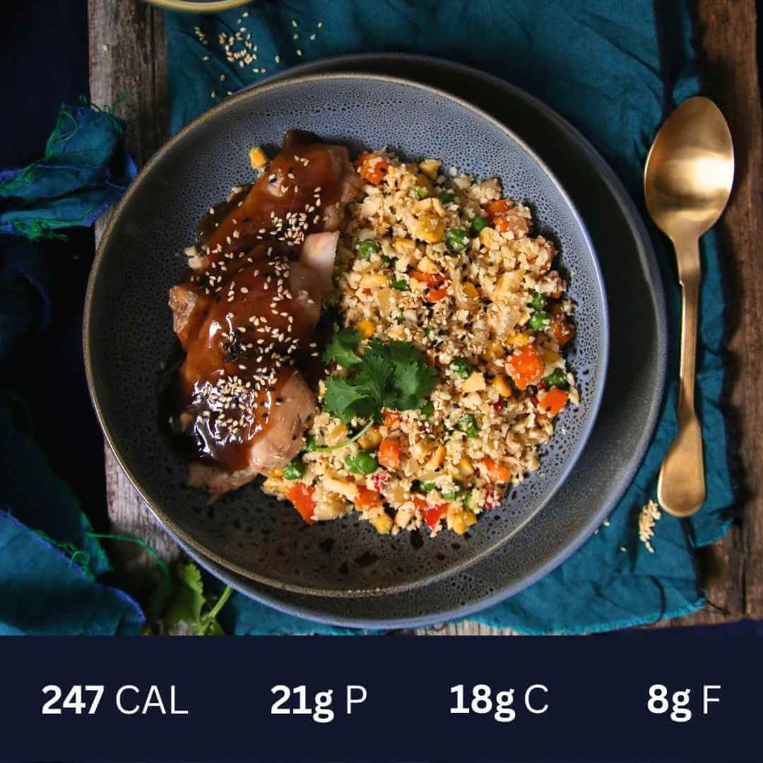 Teriyaki Chicken on Cauliflower Rice is an oriental classic with a modern day twist! Succulent chicken pieces topped on a bed of fluffy cauliflower rice.