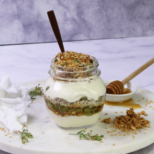 Yoghurt, Granola and Honey Pod